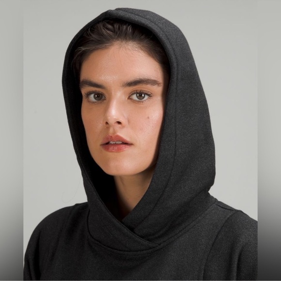 Lululemon Loungeful Cropped Hoodie *Spark - Black - Picture 4 of 12